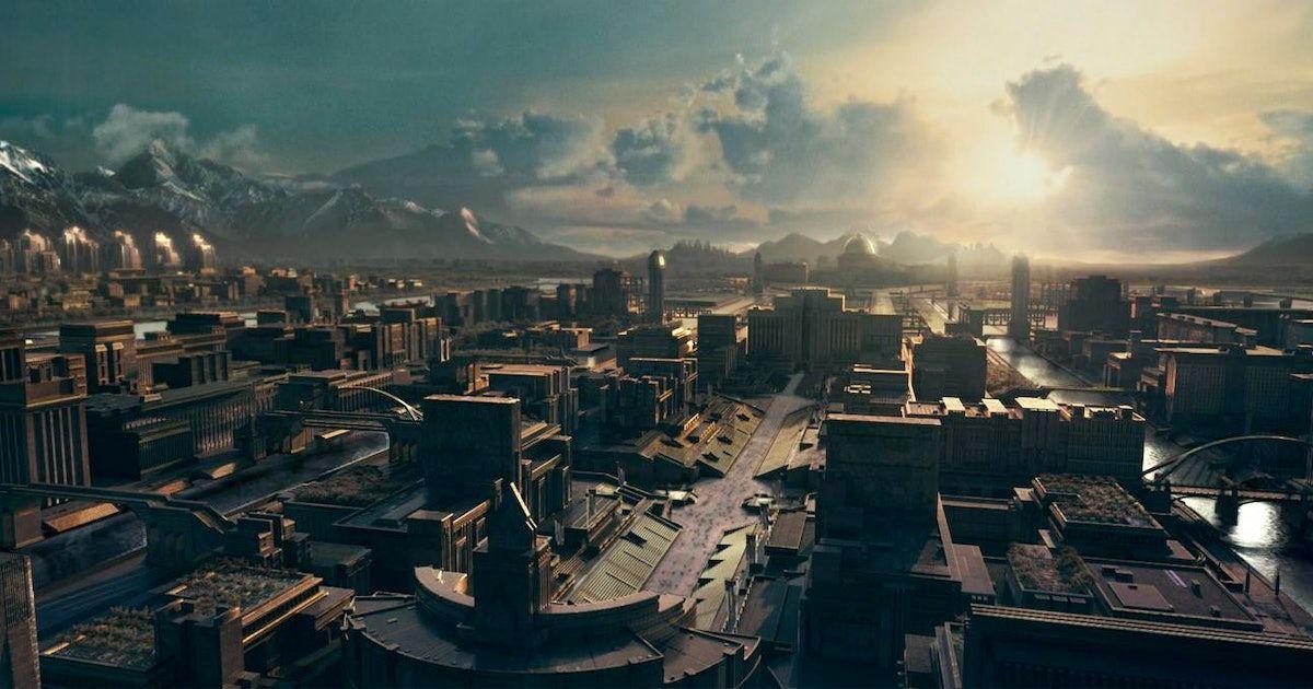 Class Stratification and Economic Disparities in Panem