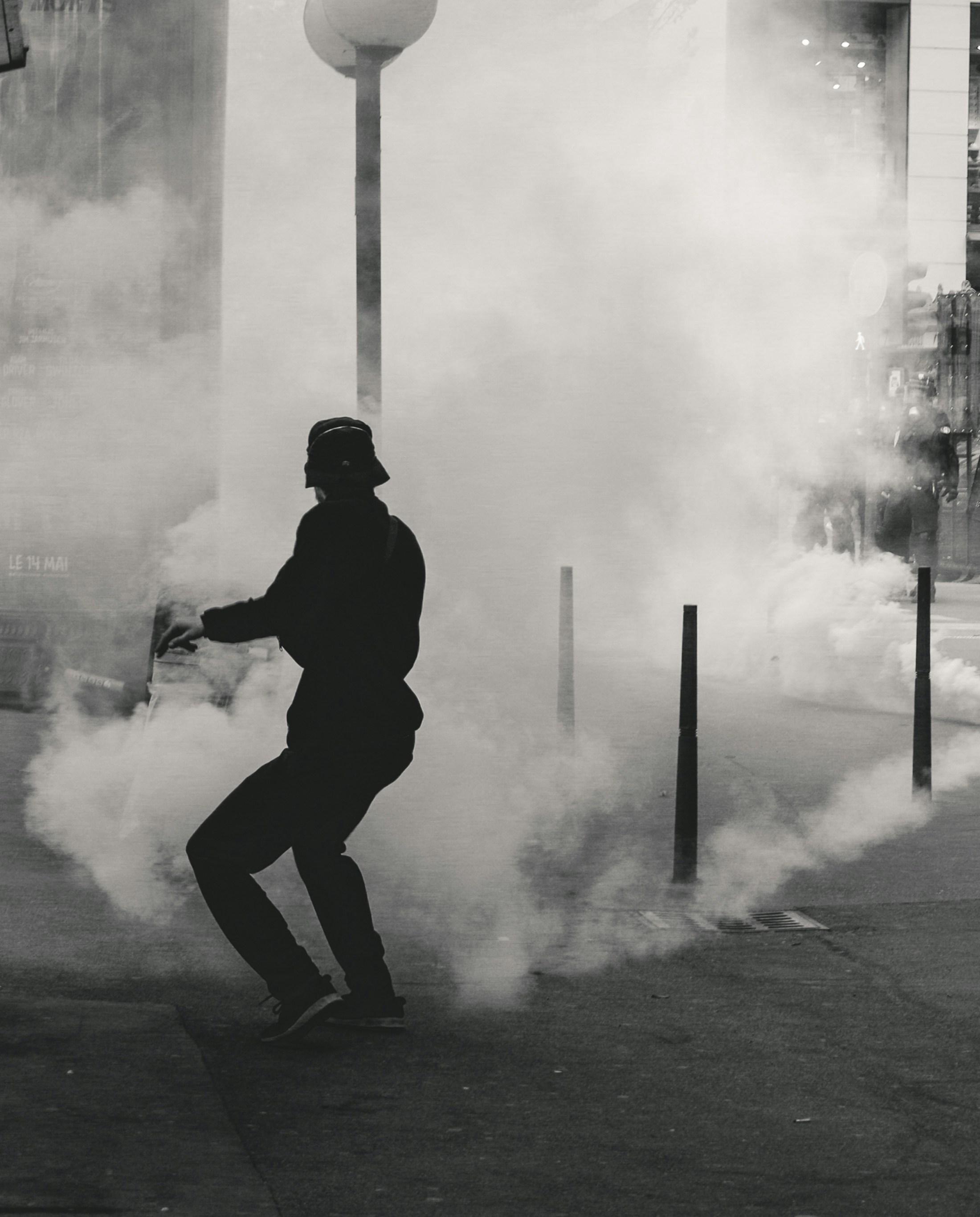 Examining the Sociopolitical Influence ‌of Thrillers on ⁣Public Perception